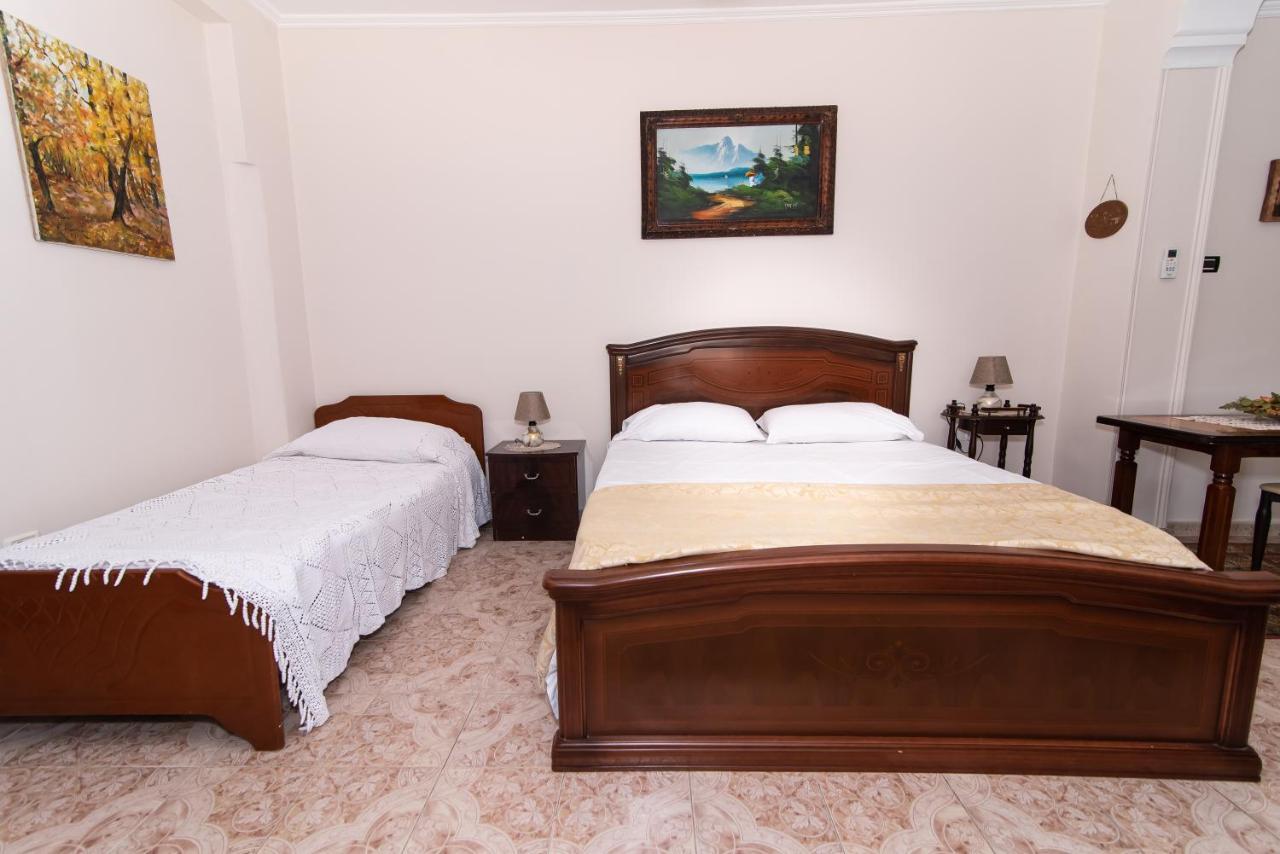 Erla'S Apartment Tirana Buitenkant foto